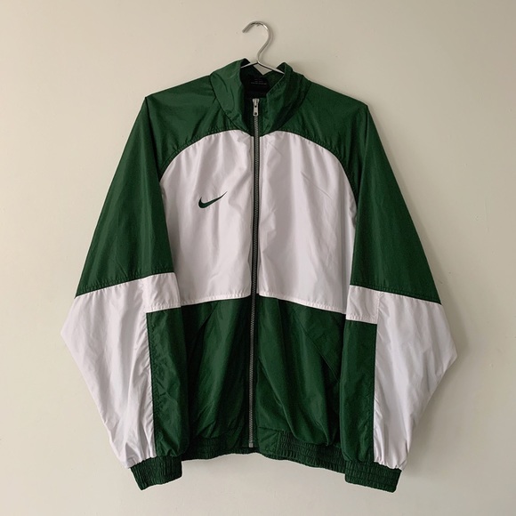 nike team windbreaker